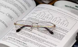 Featured image of post Python で上場企業の要約を取得する